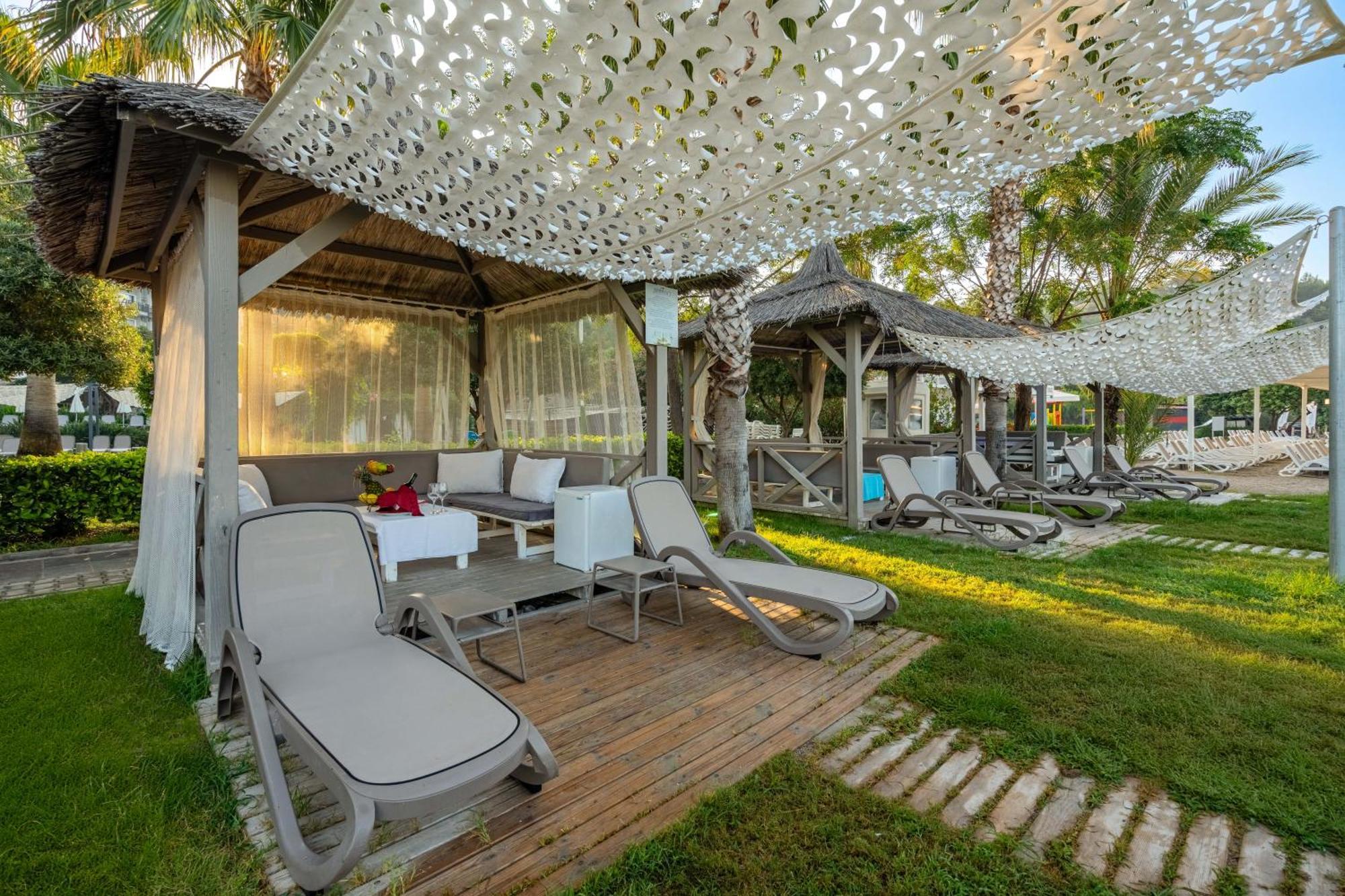 Justiniano Deluxe Resort 欧库卡拉 外观 照片