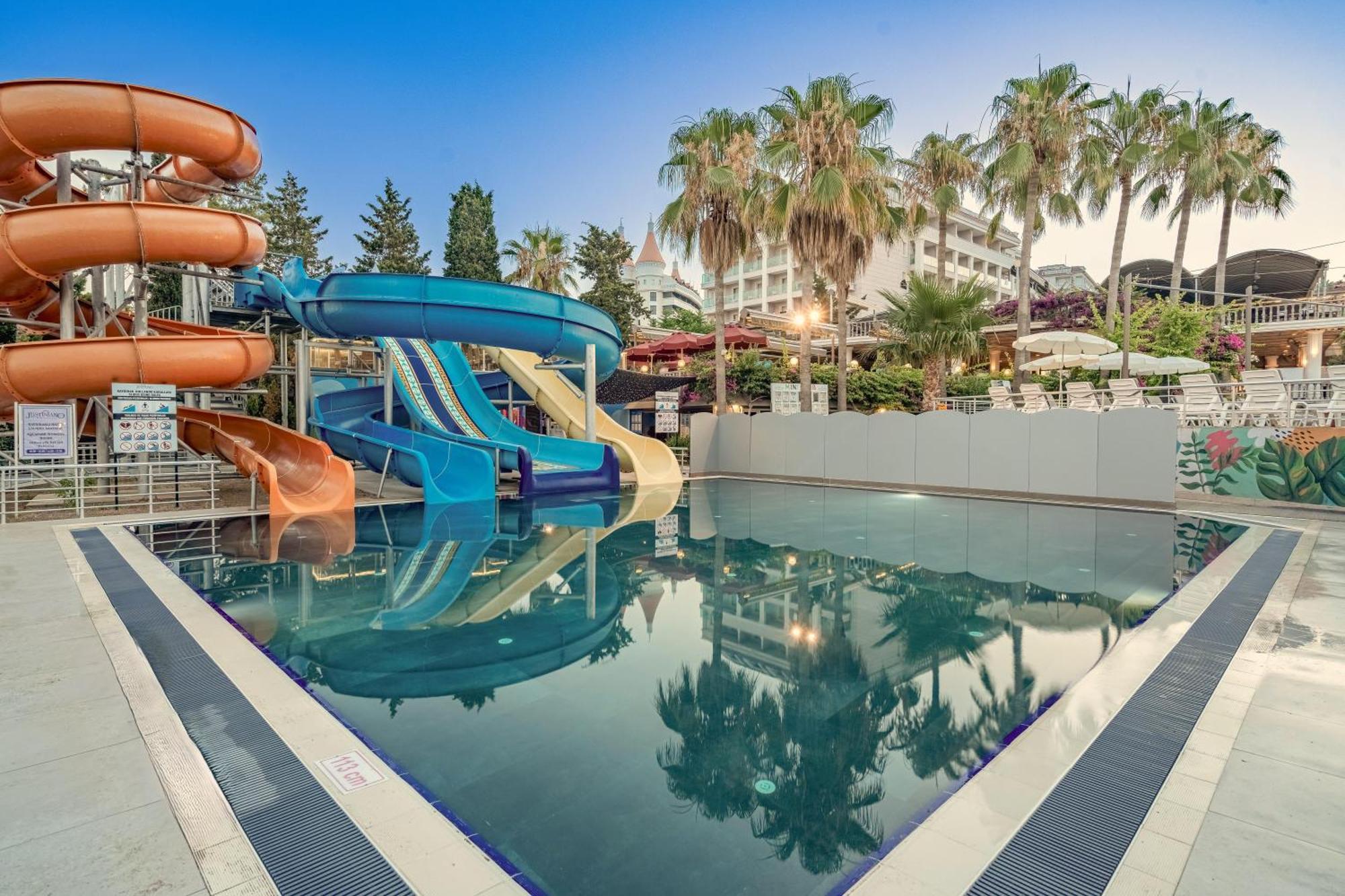 Justiniano Deluxe Resort 欧库卡拉 外观 照片